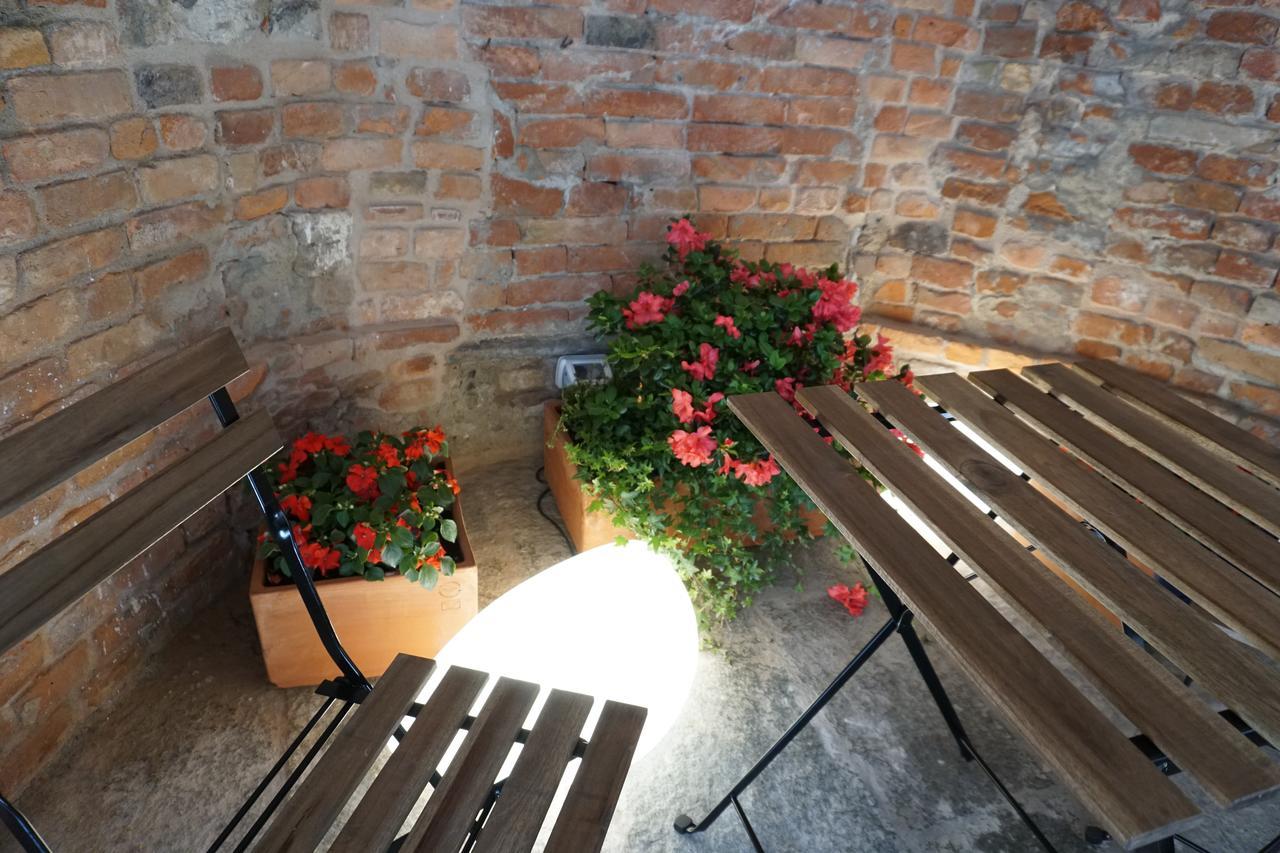 La Canonica - Charming Self-Catering Apartments In Ница Монферато Екстериор снимка