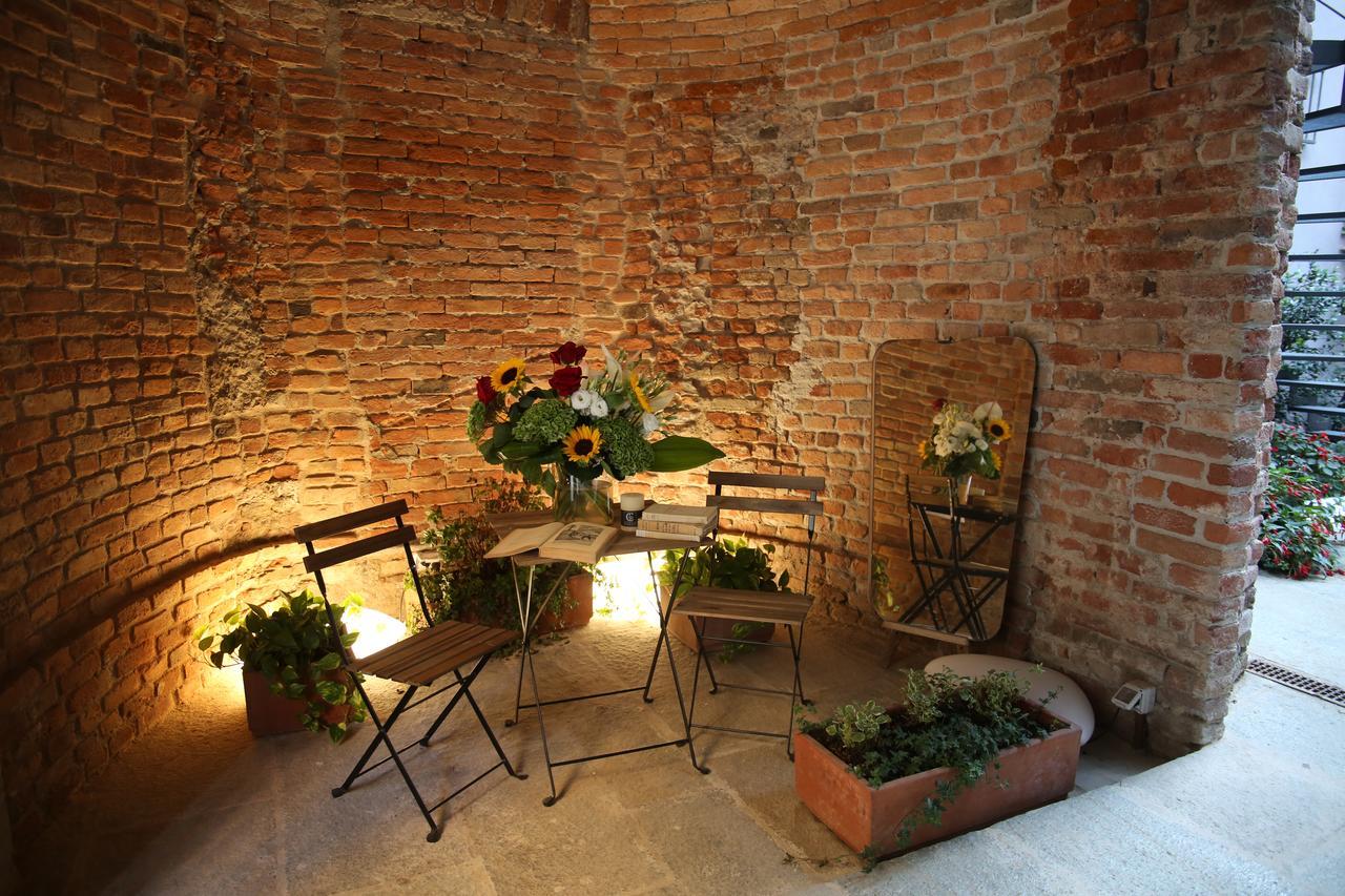 La Canonica - Charming Self-Catering Apartments In Ница Монферато Екстериор снимка